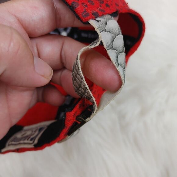 HARDWOOD CLASSICS OKC RED WITH SNAKE SKIN NEW ERA FITS HAT - Picture 4 of 8